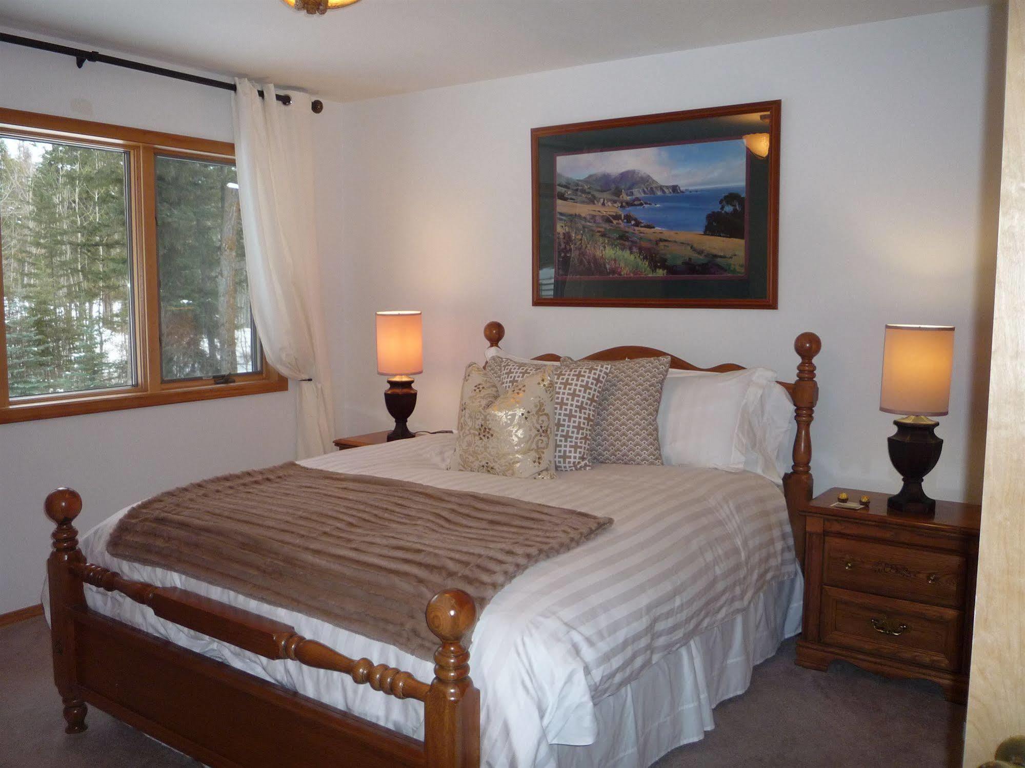 Meadow Lake View Bed And Breakfast Columbia Falls Exteriör bild